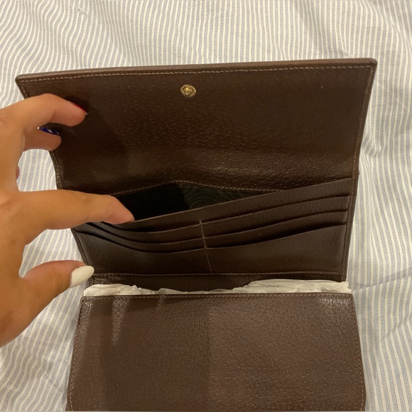Vintage Gucci Wallet - Picture 5 of 8